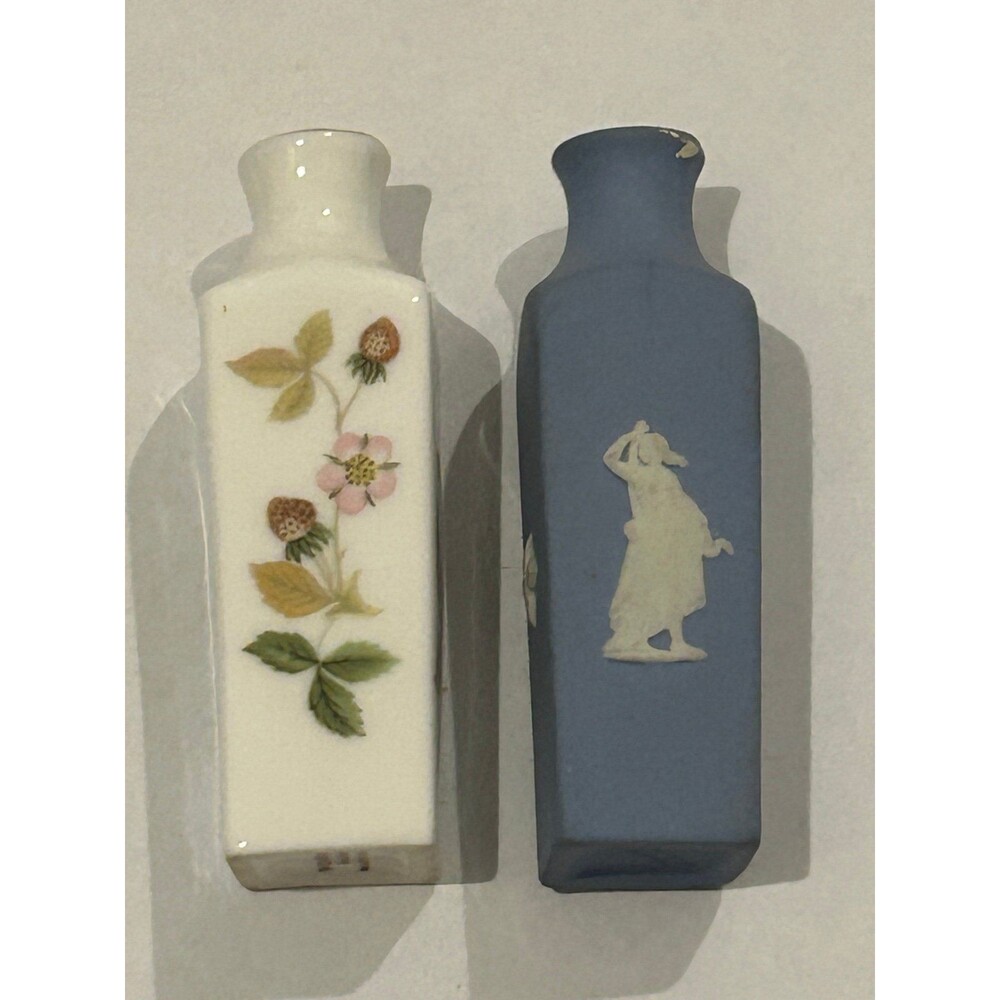 (2) Wedgwood Miniature Vases